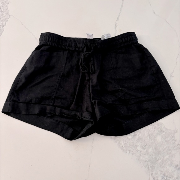 High Waisted Linen Blend Shorts Black & Red - Picture 5 of 9
